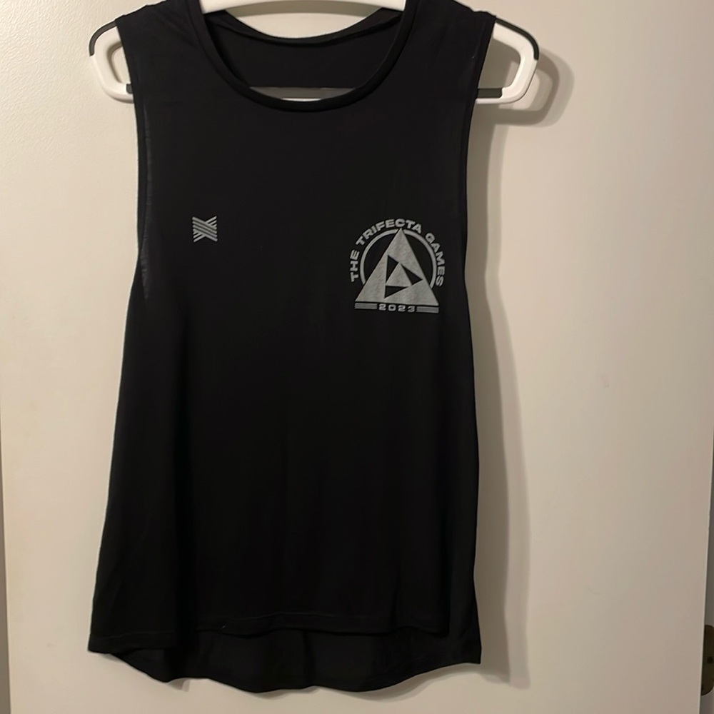 Women’s muscle tank - size XL (runs small)